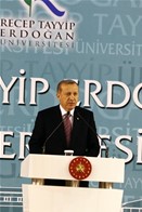 Sayın Cumhurbaşkanımız Recep Tayyip Erdoğan ve Gençlik ve Spor Bakanı Akif Çağatay Kılıç, Recep Tayyip Erdoğan Üniversitesi akademik yılı açılış törenine katıldı.