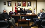 Gençlik ve Spor Bakanı Akif Çağatay Kılıç, Samsun Ak Parti İl Başkanlığı'nda Tekkeköy Belediye Başkanı ve Ak Parti İlçe Başkanlarını kabul etti.