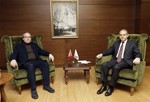 Gençlik ve Spor Bakanı Akif Çağatay Kılıç, Ak Parti Diyarbakır İl Başkanı Aydın Altaç 'ı makamında kabul etti.