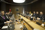 Gençlik ve Spor Bakanı Akif Çağatay Kılıç, Ak Parti Ankara İl Gençlik Kollarını makamında kabul etti.