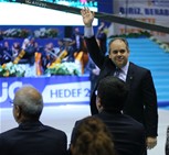  	Gençlik ve Spor Bakanı Akif Çağatay Kılıç, Ak Parti 5'inci İzmir Olağan Kongresi'nde Başbakan Ahmet Davutoğlu'na refakat etti. 