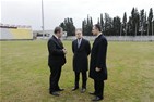 Gençlik ve Spor Bakanı Akif Çağatay Kılıç, Alsancak Stadyumunda incelemelerde bulundu. 