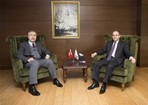 Gençlik ve Spor Bakanı Akif Çağatay Kılıç, Ak Parti Samsun Milletvekili Cemal Yılmaz Demir 'i makamında kabul etti.