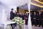 Cumhurbaşkanı Recep Tayyip Erdoğan ile Gençlik ve Spor Bakanı Akif Çağatay Kılıç, Gençlik ve Spor Bakanlığı Müsteşarı Faruk Özçelik’in oğlu Cihat Özçelik’in nikah törenine katıldı.
