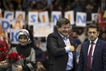 Başbakan Ahmet Davutoğlu ile Gençlik ve Spor Bakanı Akif Çağatay Kılıç, AK Parti Ankara İl Gençlik Kolları 4. Olağan Kongresi'ne katıldı.