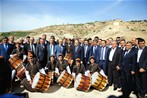 Gençlik ve Spor Bakanı Akif Çağatay Kılıç, Adıyaman Gazihan Dede Su Sporları Merkezi'ni ziyaret etti.