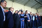 Gençlik ve Spor Bakanı Akif Çağatay Kılıç, Adıyaman'ın Besni İlçesi spor salonunda incelemelerde bulundu.