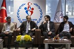Gençlik ve Spor Bakanı Akif Çağatay Kılıç, İstanbul Üniversitesi İlahiyat Fakültesi Akil Gençler Kulübü'nü kabul etti.