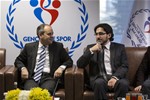 Gençlik ve Spor Bakanı Akif Çağatay Kılıç, İstanbul Üniversitesi İlahiyat Fakültesi Akil Gençler Kulübü'nü kabul etti.