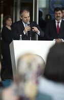 Gençlik ve Spor Bakanı Akif Çağatay Kılıç, Kredi Yurtlar Kurumu Çanakkale Sinema Günleri Etkinlikleri açılış törenine katıldı.
