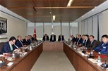 Gençlik ve Spor Bakanı Akif Çağatay Kılıç, Riva'daki TFF Hasan Doğan Milli Takımlar Kamp ve Eğitim Tesisleri'nde Kulüpler Birliği Vakfı üyeleri ile gerçekleştirilen toplantıya başkanlık etti.
