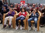 Gençlik ve Spor Bakanı Akif Çağatay Kılıç, Samsun Asarağaç Mahallesi'nde düzenlenen Kutlu Doğum Etkinliği'ne katıldı.