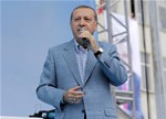 Cumhurbaşkanı Recep Tayyip Erdoğan ile Gençlik ve Spor Bakanı Akif Çağatay Kılıç, Rize'de düzenlenen toplu açılış törenine katıldı.