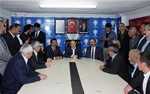 Gençlik ve Spor Bakanı Akif Çağatay Kılıç, Samsun'un Asarcık İlçesi Ak Parti Seçim Koordinasyon Merkezi'ni ziyaret etti.
