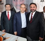 Gençlik ve Spor Bakanı Akif Çağatay Kılıç, Fatih Mahallesi Seçim Koordinasyon Merkezi'ni ziyaret etti.