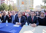 Gençlik ve Spor Bakanı Akif Çağatay Kılıç, Mevlana Mahallesi Seçim Koordinasyon Merkezi açılış törenine katıldı.