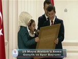 Başbakan Ahmet Davutoğlu Gençler İle Buluştu