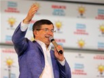 Başbakan Ahmet Davutoğlu ile Gençlik ve Spor Bakanı Akif Çağatay Kılıç, Ak Parti Amasya Mitingine katıldı.