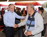Gençlik ve Spor Bakanı Akif Çağatay Kılıç, Yakakentli hemşehrileri ile sohbet etti.