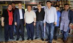Gençlik ve Spor Bakanı Akif Çağatay Kılıç, Samsun'un Atakum İlçesi'nde esnaf ziyaretinde bulundu.