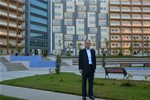 Gençlik ve Spor Bakanı Akif Çağatay Kılıç, Cevizlibağ Öğrenci Yurdu inşaatında incelemede bulundu.