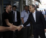 Gençlik ve Spor Bakanı Akif Çağatay Kılıç, Samsun'un İlkadım İlçesi esnafı ile bayramlaştı.