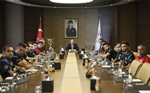 Gençlik ve Spor Bakanı Akif Çağatay Kılıç, Ampüte A Milli Futbol Takımını makamında kabul etti.