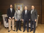 Gençlik ve Spor Bakanı Akif Çağatay Kılıç, Türkiye Foto Muhabirleri Derneği (TFMD) Heyetini makamında kabul etti.