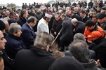 Gençlik ve Spor Bakanı Akif Çağatay Kılıç, Gülseren Özdemir'in cenaze törenine katıldı.