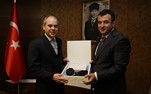 Gençlik ve Spor Bakanı Akif Çağatay Kılıç, AK Parti Çarşamba İlçe Teşkilatı ile Çarşamba Belediye Başkanı Hüseyin Dündar’ı kabul etti.