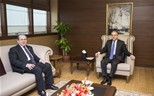 Gençlik ve Spor Bakanı Akif Çağatay Kılıç, AK Parti İstanbul Milletvekili Burhan Kuzu'yu makamında kabul etti.