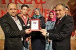 Bakan Çağatay Kılıç, Genç Memur-Sen tarafından düzenlenen “Direnişin Sembolü İstiklal Destanının Adı Çanakkale” konulu mektup yarışmasının ödül törenine katıldı.