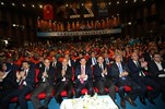 AK Parti’nin Kocaeli’de düzenlediği Gençlik Çalıştayı'nda Başbakan Ahmet Davutoğlu’na Gençlik ve Spor Bakanı Akif Çağatay Kılıç iştirak etti.
