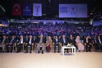 Cumhurbaşkanı Recep Tayyip Erdoğan ile Gençlik ve Spor Bakanı Akif Çağatay Kılıç, Sinan Erdem Spor Salonu’nda düzenlenen 9. Uluslararası Öğrenci Buluşması Final Programı’na katıldı.
