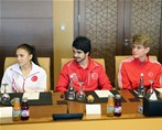 Gençlik ve Spor Bakanı Akif Çağatay Kılıç, 2014 Nanjing Yaz Gençlik Olimpiyat Oyunları'nda madalya kazanan sporcuları makamında kabul etti.