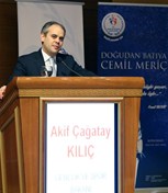 Gençlik ve Spor Bakanı Akif Çağatay Kılıç ile İçişleri Bakanı Efkan Ala, Gençlik Ve Spor Bakanlığı merkez binasında düzenlenen Cemil Meriç’i Anma Günü Programıma katıldı.