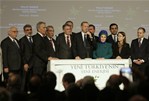 Cumhurbaşkanı Recep Tayyip Erdoğan ile Gençlik ve Spor Bakanı Akif Çağatay Kılıç, Geycek Rüzgar Enerji Santrali açılış törenine katıldı.