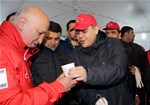 Gençlik ve Spor Bakanı Akif Çağatay Kılıç, Çanakkale Kara Savaşlarının 100. Yıl Anma Törenleri 57. Alay Vefa Yürüyüşü'ne katıldı.