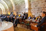 Gençlik ve Spor Bakanı Akif Çağatay Kılıç, Kavak'taki muhtar ve STK temsilcileri ile kahvaltı programında bir araya geldi.