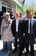 Gençlik ve Spor Bakanı Akif Çağatay Kılıç, Samsun'un Kavak İlçesi'nde esnaf ziyaretinde bulundu.
