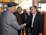 Gençlik ve Spor Bakanı Akif Çağatay Kılıç, Samsun'un Kavak İlçesi'nde esnaf ziyaretinde bulundu.
