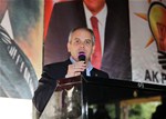 Gençlik ve Spor Bakanı Akif Çağatay Kılıç, Konya Beyşehir'de Belediye Başkanı, İl Başkanı, Kadın Kolları, Gençlik Kolları, İlçe Teşkilatlarının katılımı ile düzenlenen kahvaltı programına katıldı.