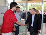 Gençlik ve Spor Bakanı Akif Çağatay Kılıç, Konya Beyşehir'de esnaf ziyareti yaptı.