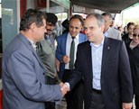 Gençlik ve Spor Bakanı Akif Çağatay Kılıç, Konya Beyşehir'de esnaf ziyareti yaptı.