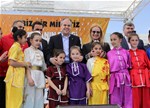 Gençlik ve Spor Bakanı Akif Çağatay Kılıç , Konya Kent Meydanı'nda yapılan 8. Uluslararası Öğrenci Buluşması'na katıldı.