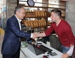 Gençlik ve Spor Bakanı Akif Çağatay Kılıç, Samsun'un Asarcık İlçesi'nde esnaf ziyaretinde bulundu.