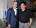 Gençlik ve Spor Bakanı Akif Çağatay Kılıç, Samsun'un Asarcık İlçesi'nde esnaf ziyaretinde bulundu.
