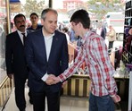 Gençlik ve Spor Bakanı Akif Çağatay Kılıç, Samsun'un Asarcık İlçesi'nde esnaf ziyaretinde bulundu.