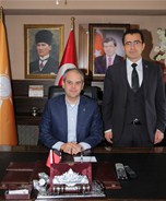 Gençlik ve Spor Bakanı Akif Çağatay Kılıç, Sivas Ak Parti İl Başkanlığı'ni ziyaret etti.