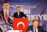 Gençlik ve Spor Bakanı Akif Çağatay Kılıç, Sivas Öğretmenevi'nde STK Başkanları ile öğle yemeğinde bir araya geldi.